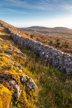 fahee,golden,november,winter,hills,walls