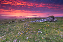 dusk,june,landmark,parknabinnia,pink,purple,spring,sunset,tomb,hills