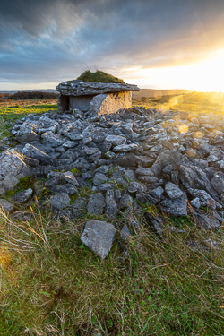 autumn,landmark,november,parknabinnia,sunset,tomb,wedge,hills,roughan,golden