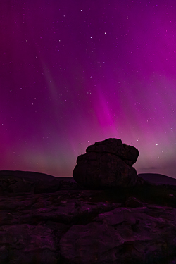 aurora,erratic,long exposure,may,night,park,pilars,purple,spring,astro